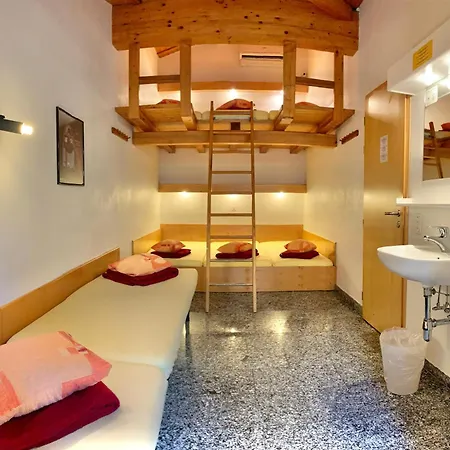 Хостел Hotel&hostel Montarina *