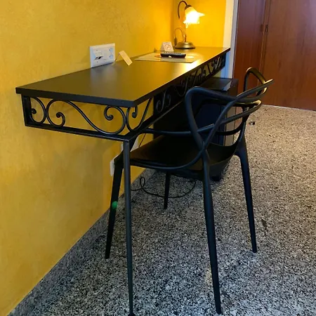 Хостел Hotel&hostel Montarina *