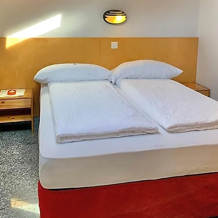 Hotel&hostel Montarina *