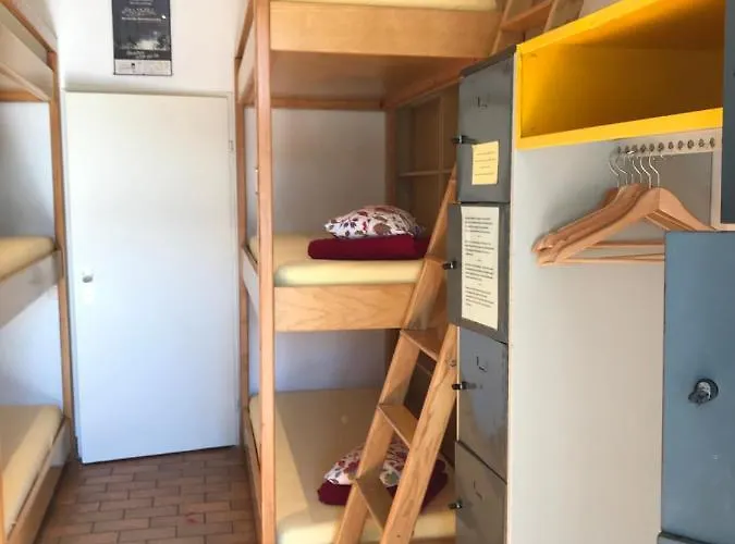 Hotel&hostel Montarina *