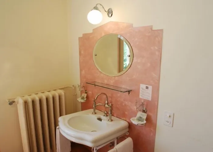 Hotel&hostel Montarina אכסניה